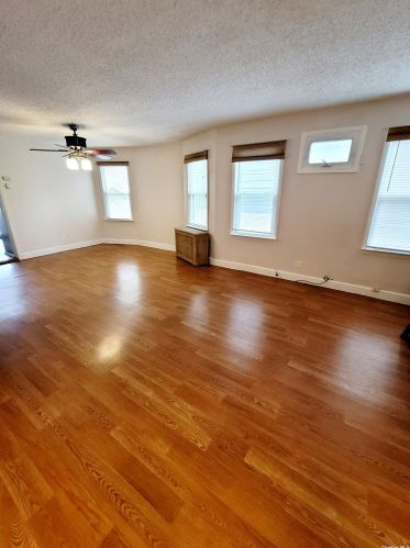 162-23 96th St, Jamaica, NY 11414-1724