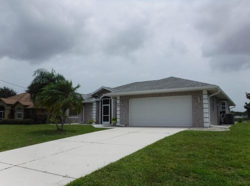 56 Broadmoor Ln, Placida FL  33947-1902 exterior