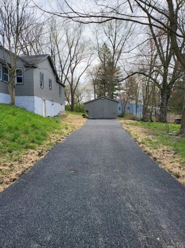 2 Rymph Blvd, Poughkeepsie, NY 12601-6535