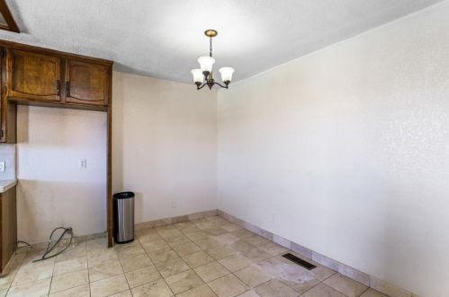 1812 Golf Rd, Turlock CA  95380-9746 exterior