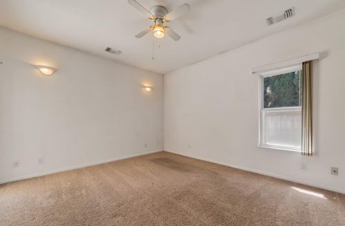 1656 Sierra Creek Dr, Manteca CA  95336-8652 exterior