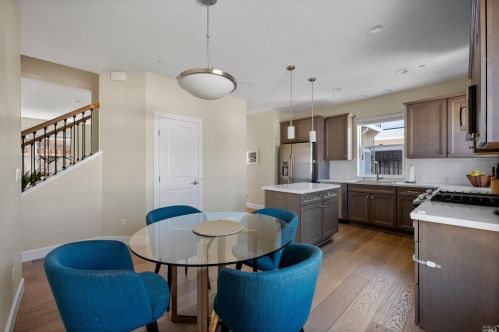 3516 Parker Hill Ct, Santa Rosa CA  95404-1512 exterior