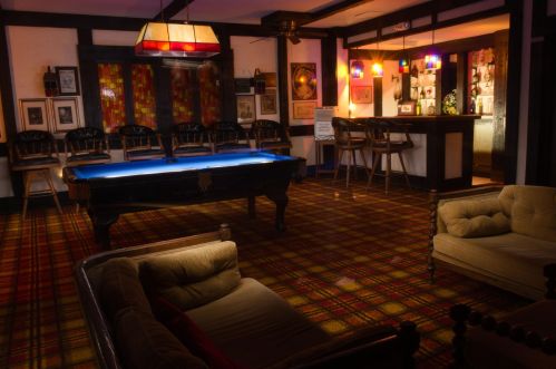 4215 100th St, Milwaukee WI  53222-1301 exterior