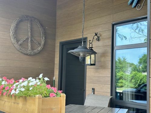 827 Mifflin St, Madison, WI 53703-2482