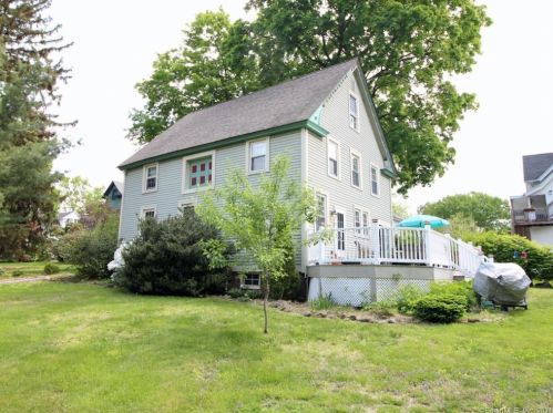 310 Main St, Wallingford CT  06492-2232 exterior