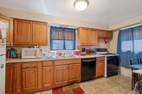 343 Boggs Ave, Pittsburgh PA  15211-2074 exterior