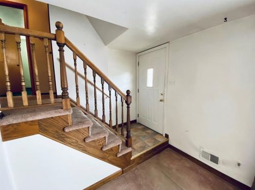 314 Tassel Ln, Pittsburgh, PA 15236-4271