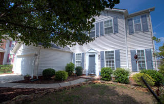 4207 Poplar Grove Dr, Charlotte, NC 28269-0433