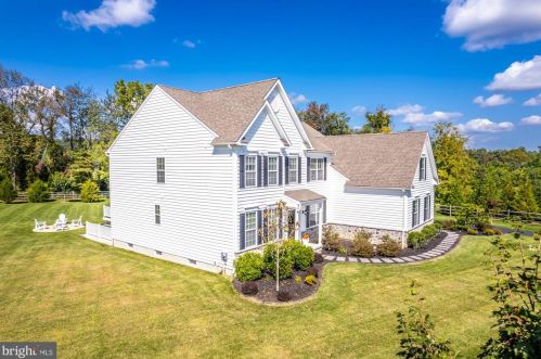 21 Emma Ct, Downingtown, PA 19335-4989