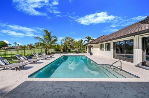 1974 Countess Ct, Naples, FL 34110-1000