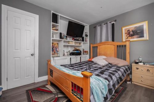 1009 Wilkes Barre St, Easton PA  18042-6381 exterior