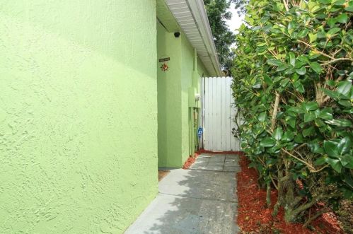 117 Pamala Ct, Sanford, FL 32771-5607