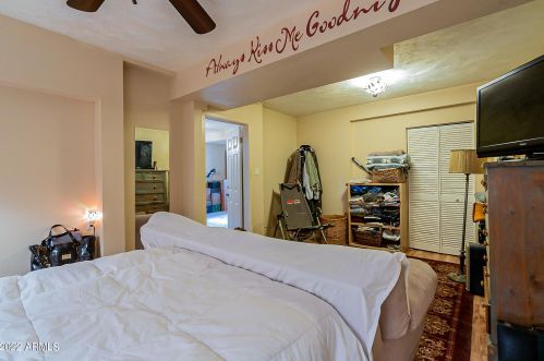 39029 11 Ave, Phoenix AZ 85021-5626 exterior