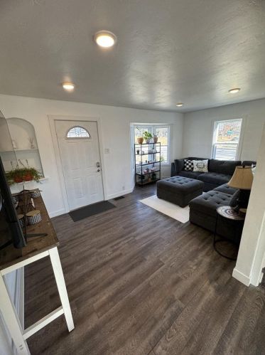 1391 9 St, Green Bay WI  54304-3141 exterior