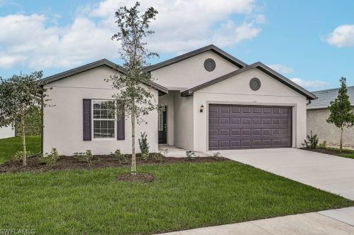 878 Arthur St, Ave Maria, FL 34142-2784