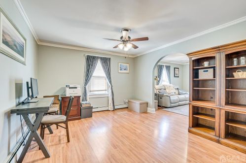 20 Lillian Ter, Woodbridge NJ  07095-3322 exterior