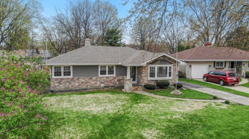 3132 Lincoln Pl, Hammond, IN 46322-2137