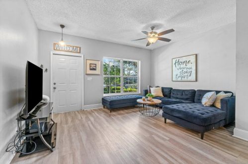 907 Kokomo Key Ln, Delray Beach FL  33483-6030 exterior