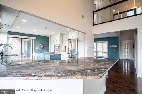 74 Moorage Ave, Berkeley Township NJ 08721-1836 exterior