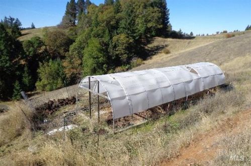 7351 Third Gate Rd, Willits CA  95490-9037 exterior