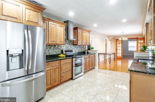 9 Emerald Ct, Willingboro NJ  08046-2272 exterior