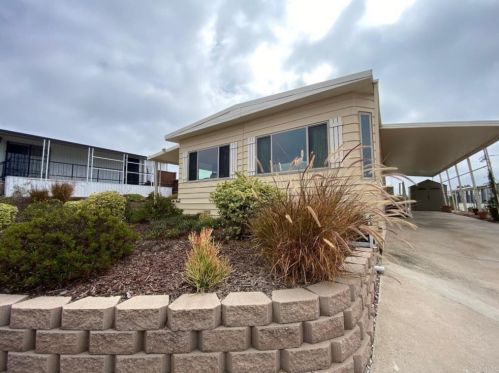 2003 Bayview Heights Dr, San Diego CA 92105-5500 exterior