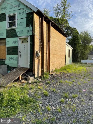 474 Deptford Ave, West Deptford NJ  08093-2235 exterior