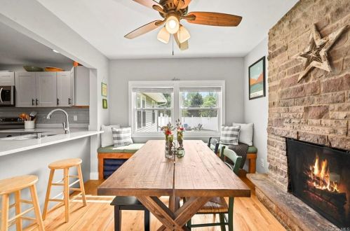 8 Heath Rd, Fishkill NY 12524-2024 exterior