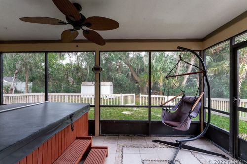 2033 Brewster Dr, Deltona FL  32738-9597 exterior