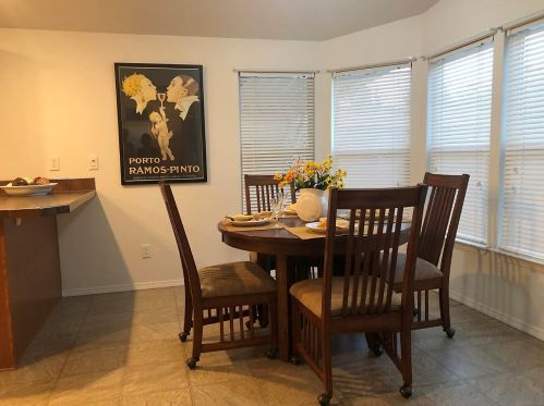 3302 Don Tomaso Dr, Carlsbad CA  92010-3951 exterior