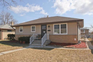 4128 52nd St, Milwaukee WI  53220-3206 exterior