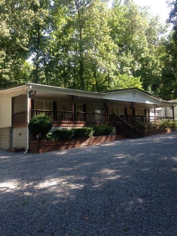 619 Grays Hillview Dr, Golden Pond, KY 42211-8170