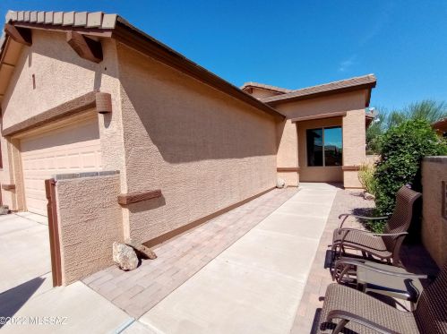 1074 Pastora Peak Dr, Green Valley AZ  85614-6176 exterior