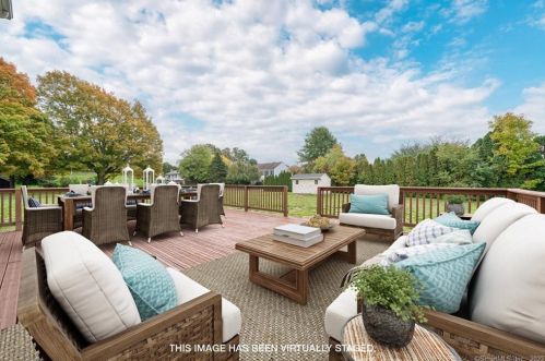 100 Arrowdale Rd, North Haven, CT 06473-3543
