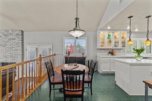 8856 Hiddenspring Way, Elk Grove CA  95758-6153 exterior