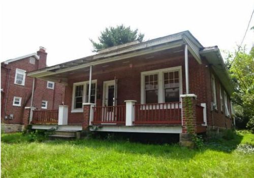 1436 Marshall St, Norristown, PA 19403-3246
