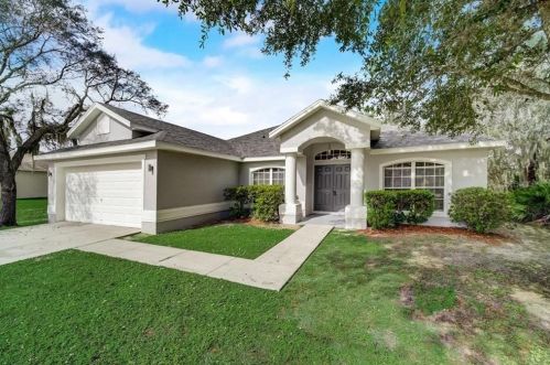 321 Anchovie Ct, Kissimmee, FL 34759-4707