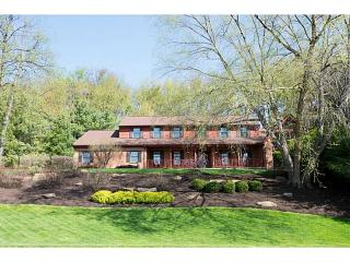 3825 Kim Ln, Gibsonia, PA 15044-9781