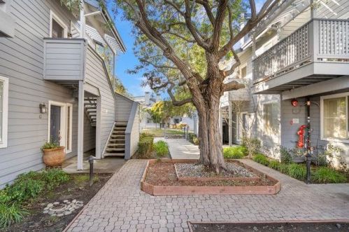 417 Cork Harbour Cir, Redwood City, CA 94065-1612