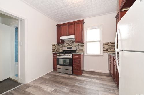 34 2nd St, Floral Park NY  11003-2927 exterior