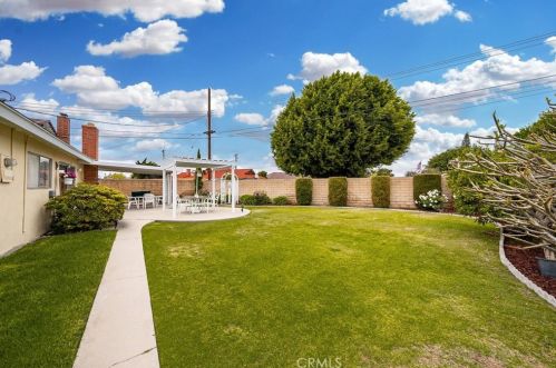 16457 Heathfield Dr, Whittier CA  90603-3203 exterior