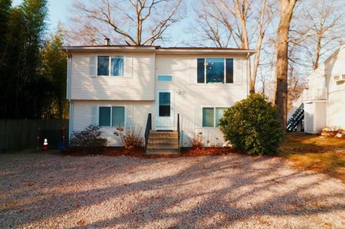 24 Sweet Birch Trl, South Kingstown, RI 02874-2351