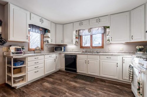130 Oshkosh St, Ripon, WI 54971-1005