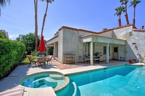 64 Sierra Madre Way, Rancho Mirage CA  92270-3933 exterior