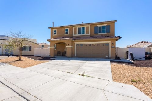 1633 Wagon Creek Cir, San Jacinto, CA 92582-2220