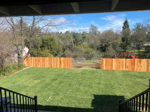 11 Glen Cir, Oroville CA  95966-9250 exterior