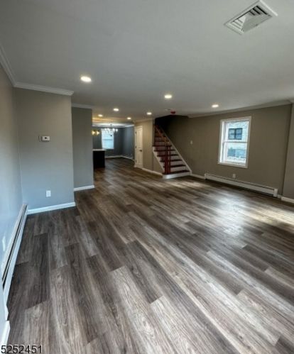 1029 Chandler Ave, Roselle NJ  07203-2746 exterior