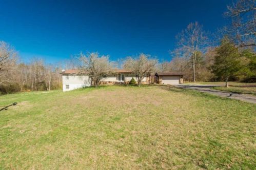 6516 Brookfield Ln, Knoxville, TN 37918-1107