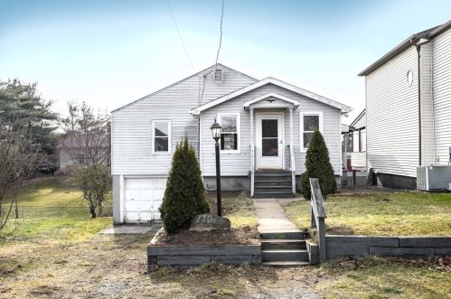 770 Caldwell Ave, New Kensington, PA 15068-4604