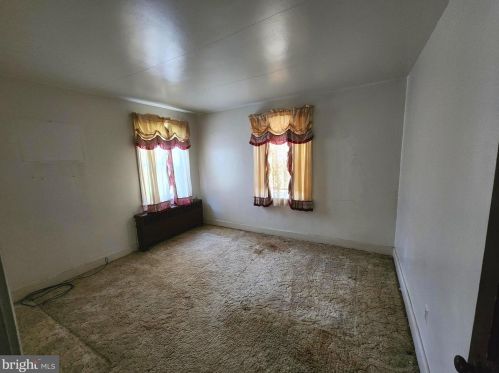 3706 Humpton Rd, Downingtown PA  19335-2126 exterior